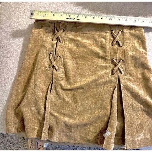 She + Sky Women Y2K Renaissance Medieval Faux Suede Camel Tone Mini Skirt Sm - Picture 4 of 6